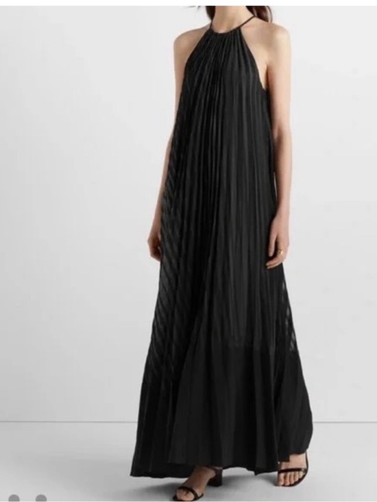 Club Monaco Dresses & Skirts - Club Monica maxi dress